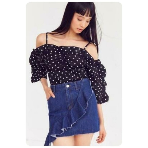 Urban Outfitters BDG Denim Jean Front Ruffle Mini Skirt Large - Picture 1 of 7